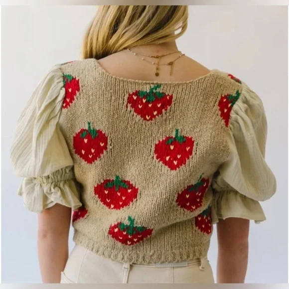 𝓯𝓹 Free People ~ Strawberry Jam Mixed Media Top - Picture 8 of 16